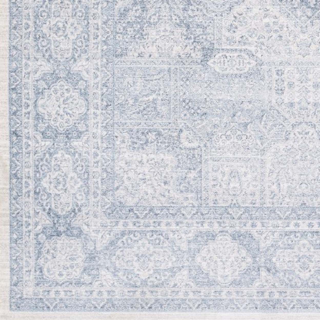 Surya Couture 5'3" x 7'3" Rug