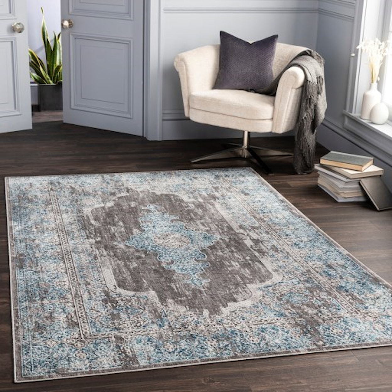 Surya Couture 5'3" x 7'3" Rug