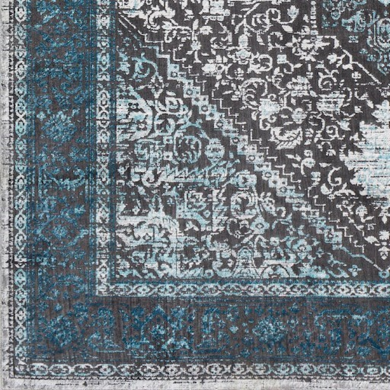 Surya Couture 2' x 3' Rug