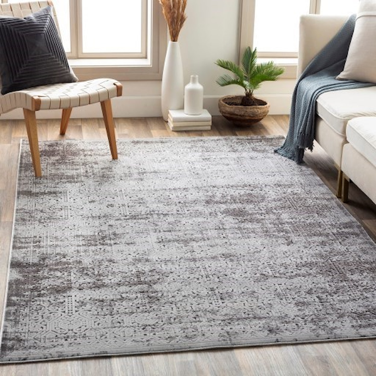 Surya Dantel 5'3" x 7'3" Rug