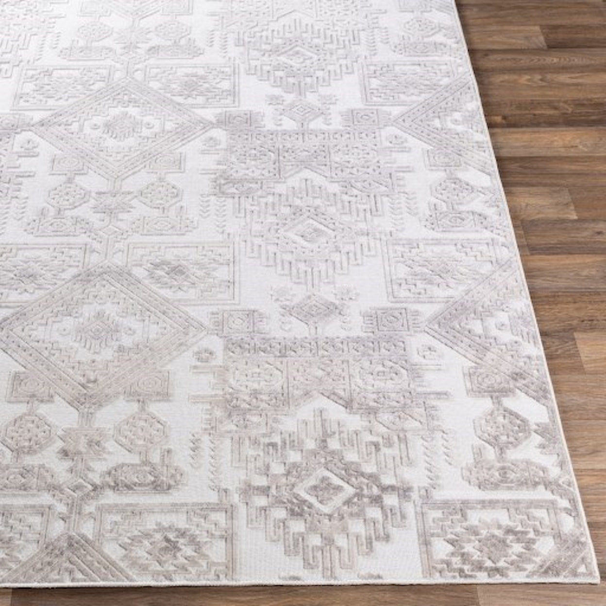 Surya Dantel 5'3" x 7'3" Rug