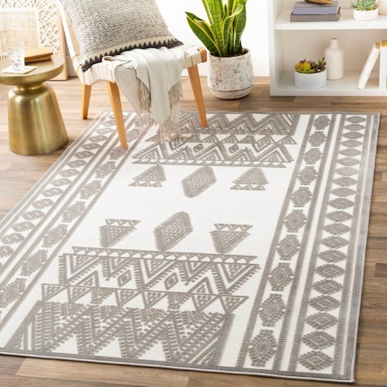 Surya Dantel 5'3" x 7'3" Rug