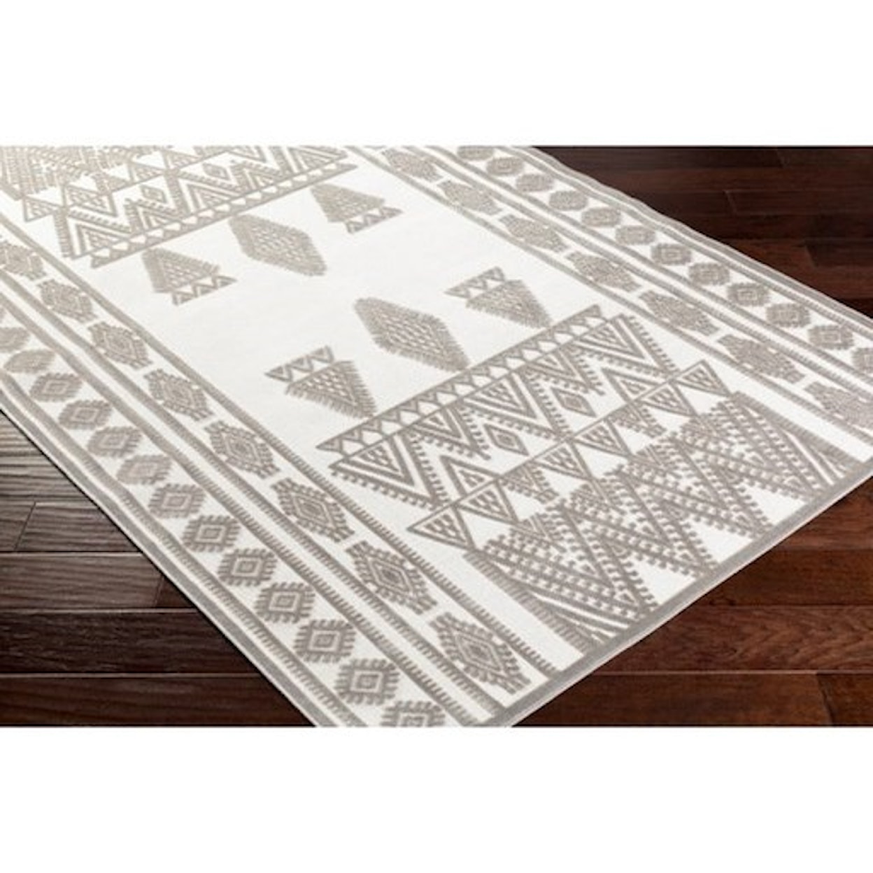 Surya Dantel 5'3" x 7'3" Rug