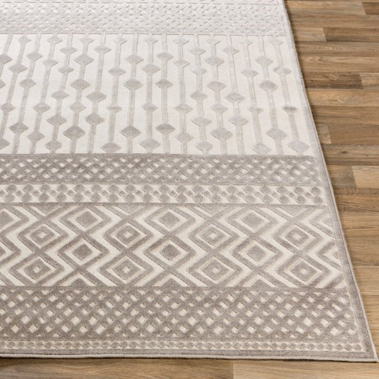 Surya Dantel 5'3" x 7'3" Rug