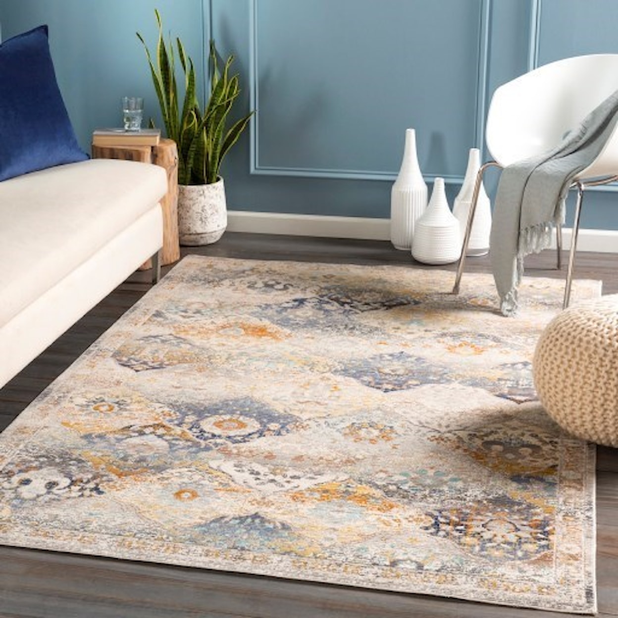 Surya Dublin 2' x 3'2" Rug