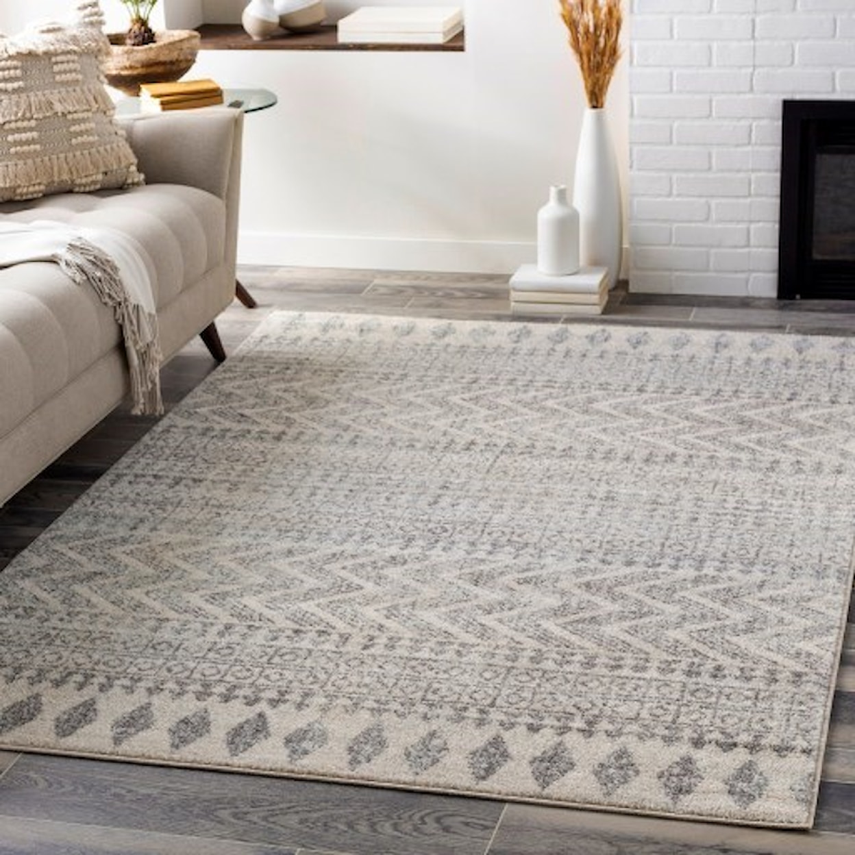 Surya Elaziz 2' x 3' Rug