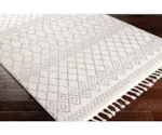 Surya Euphoria 6'7" x 9' Rug