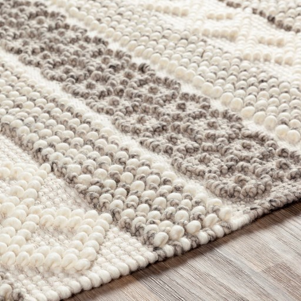 Surya Farmhouse Neutrals 5' x 7'6" Rug