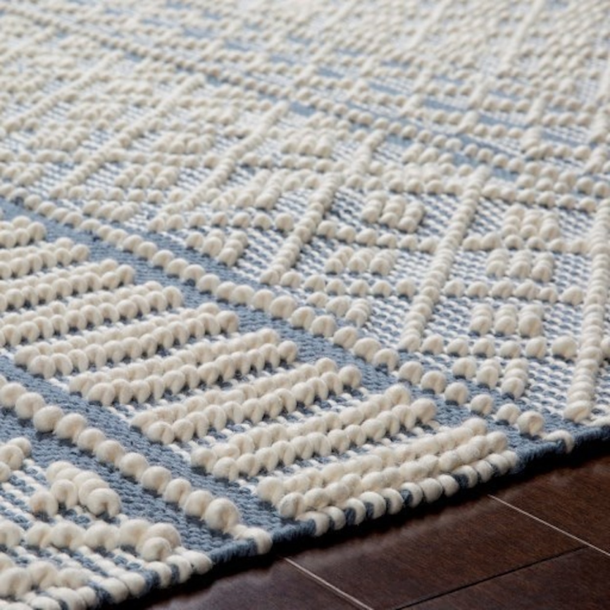 Surya Farmhouse Tassels 2' x 3' Rug