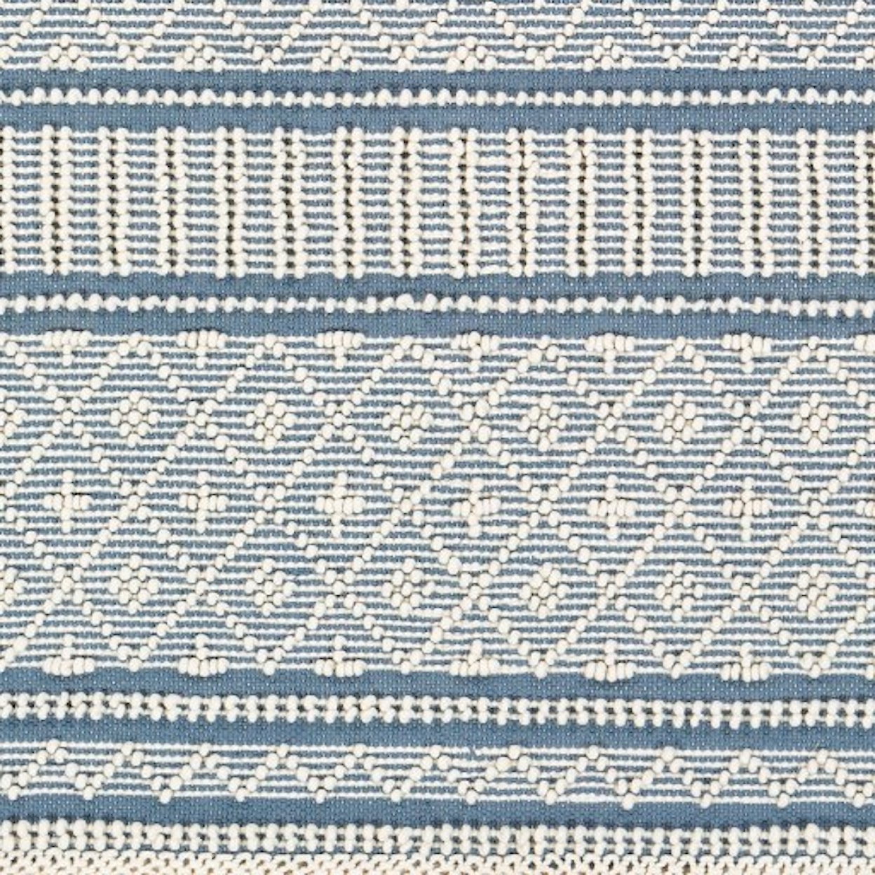 Surya Farmhouse Tassels 2' x 3' Rug