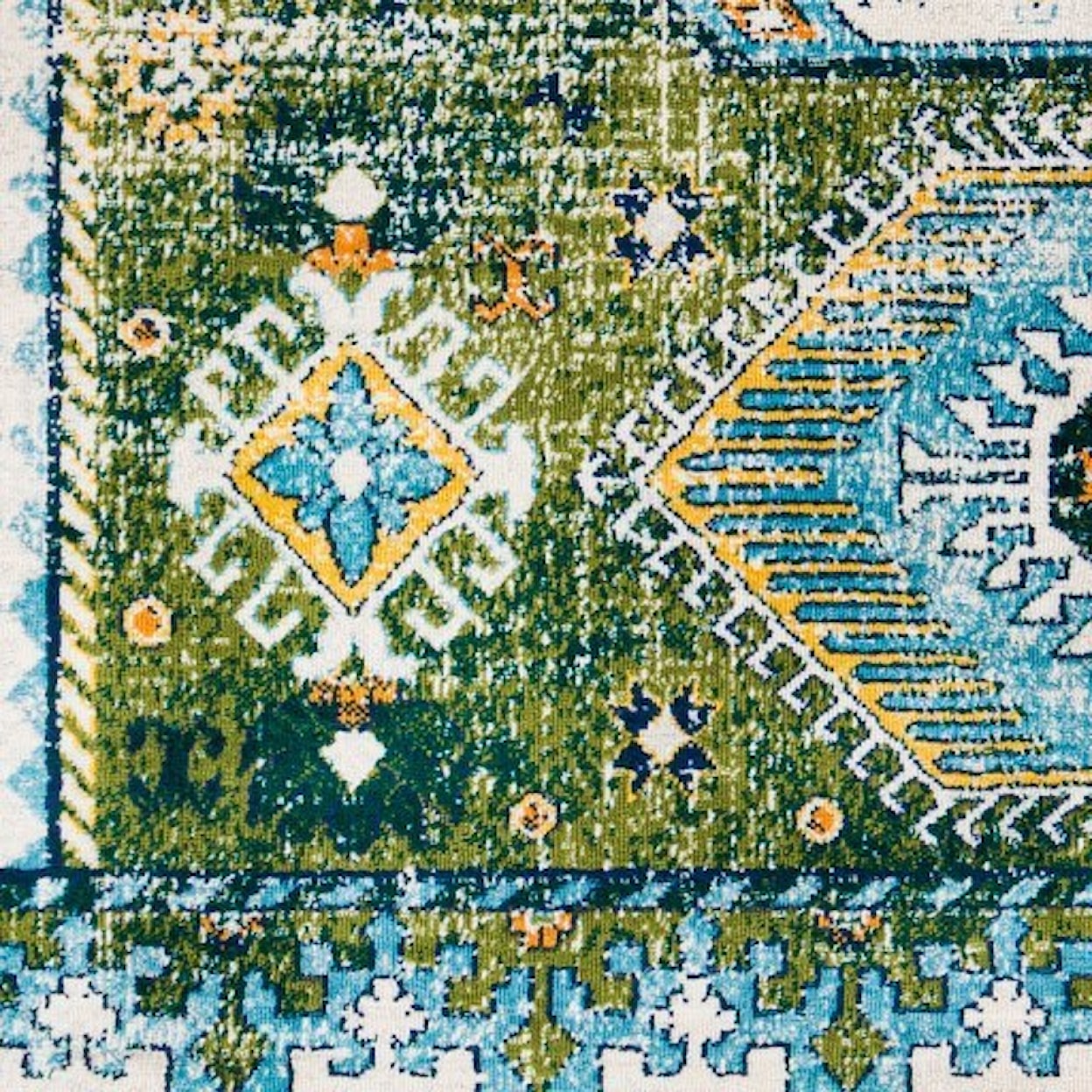 Surya Floransa 5'3" x 7'1" Rug