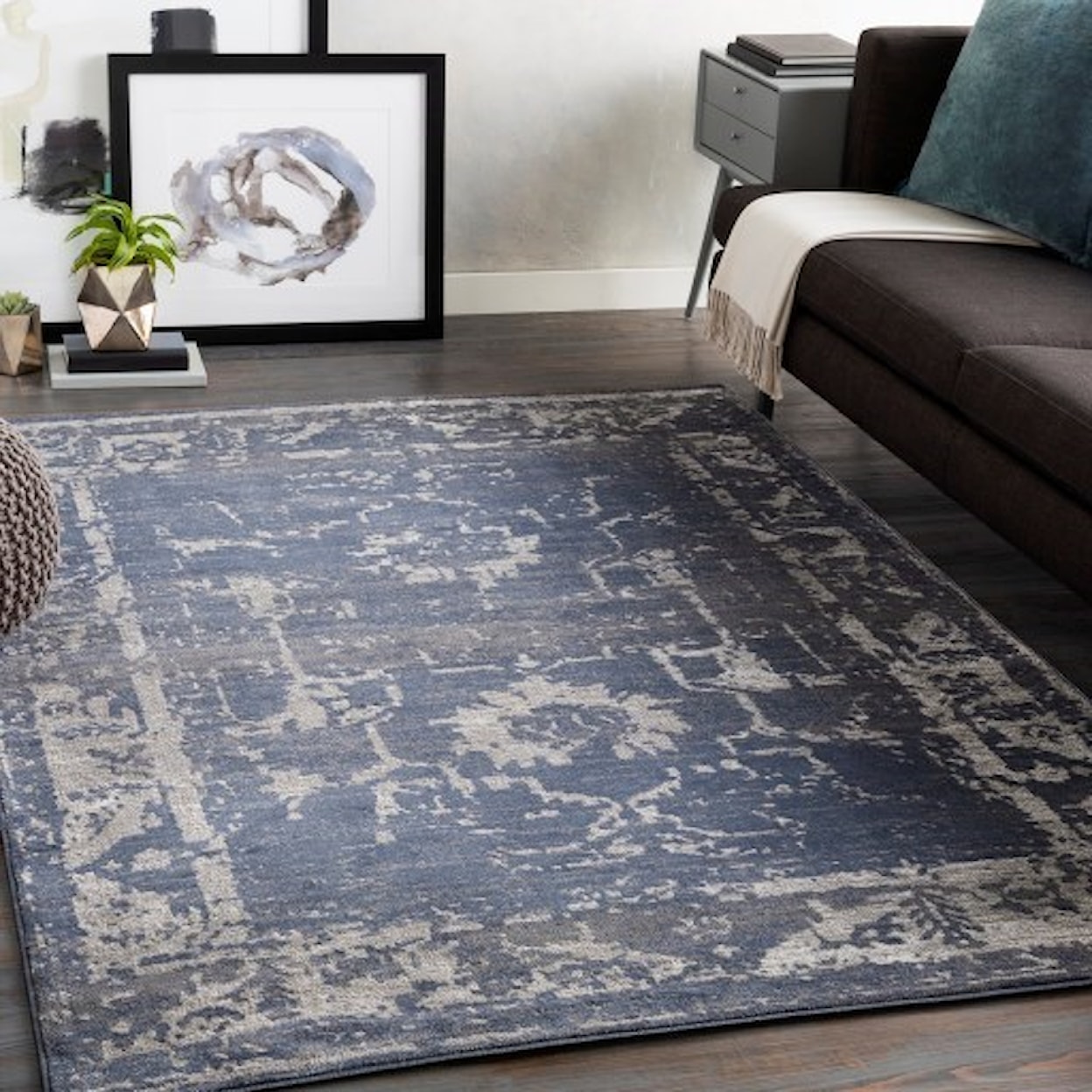 Surya Florence 2' x 2'11" Rug