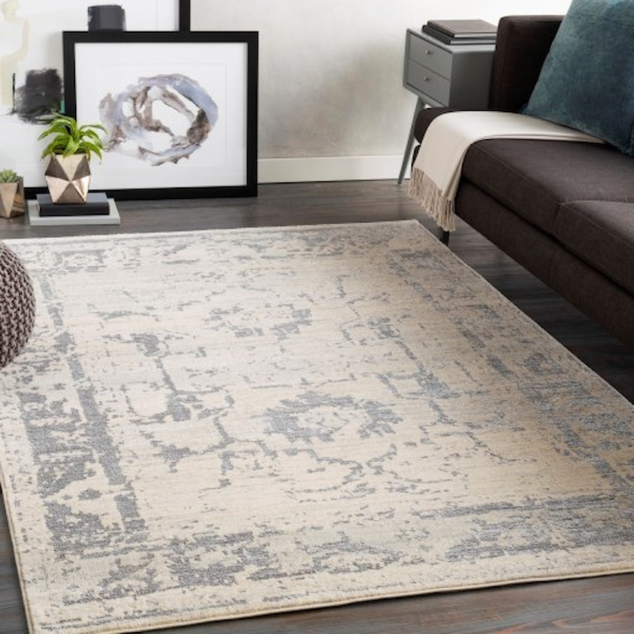 Surya Florence 2' x 2'11" Rug