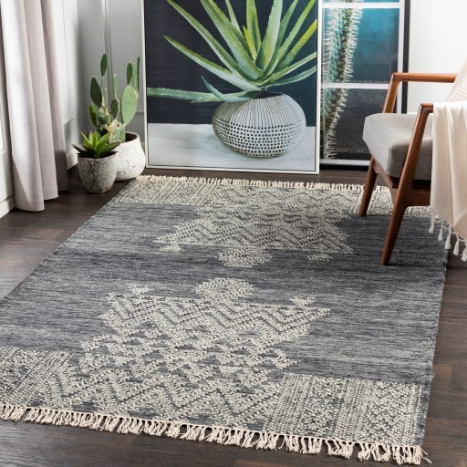 5' x 7'6" Rug