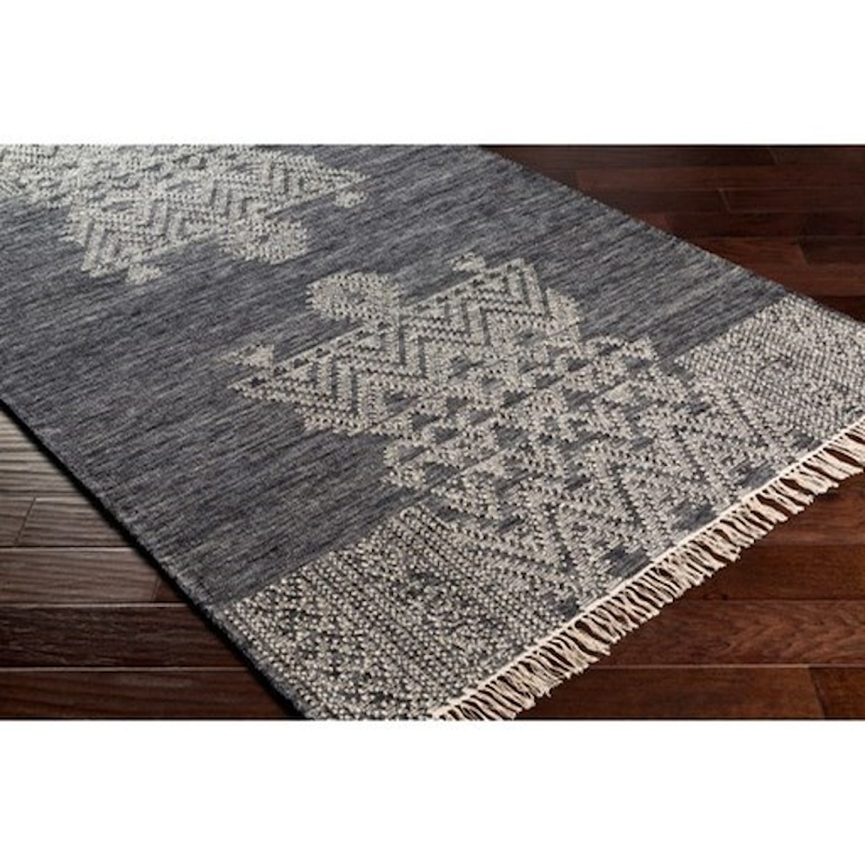 Surya Fulham 5' x 7'6" Rug