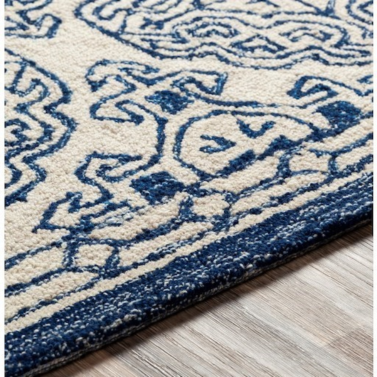 Surya Granada 2' x 3' Rug