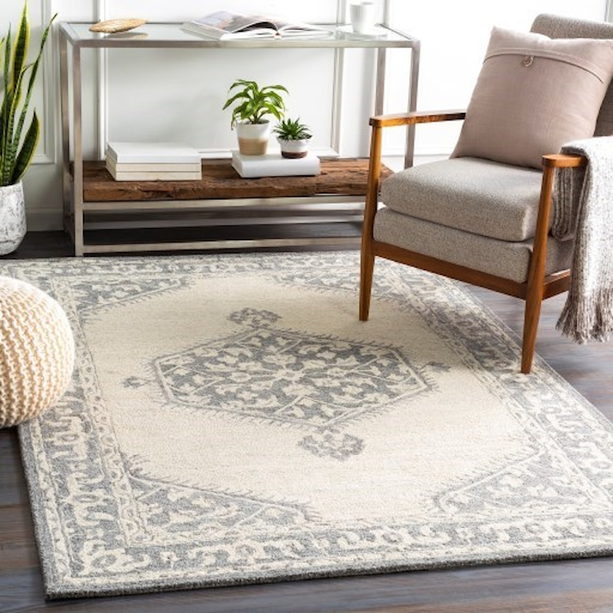 Surya Granada 2' x 3' Rug