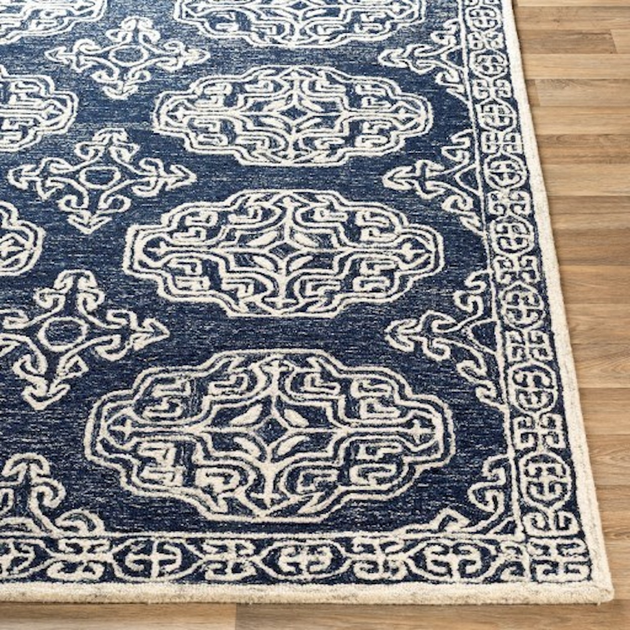 Surya Granada 2' x 3' Rug