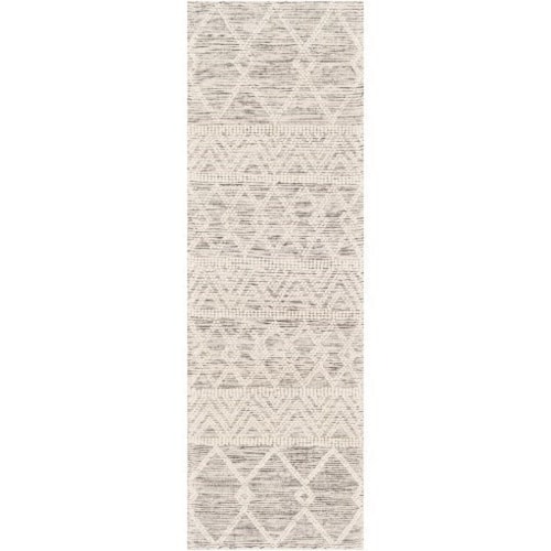 2'6" x 8' Rug