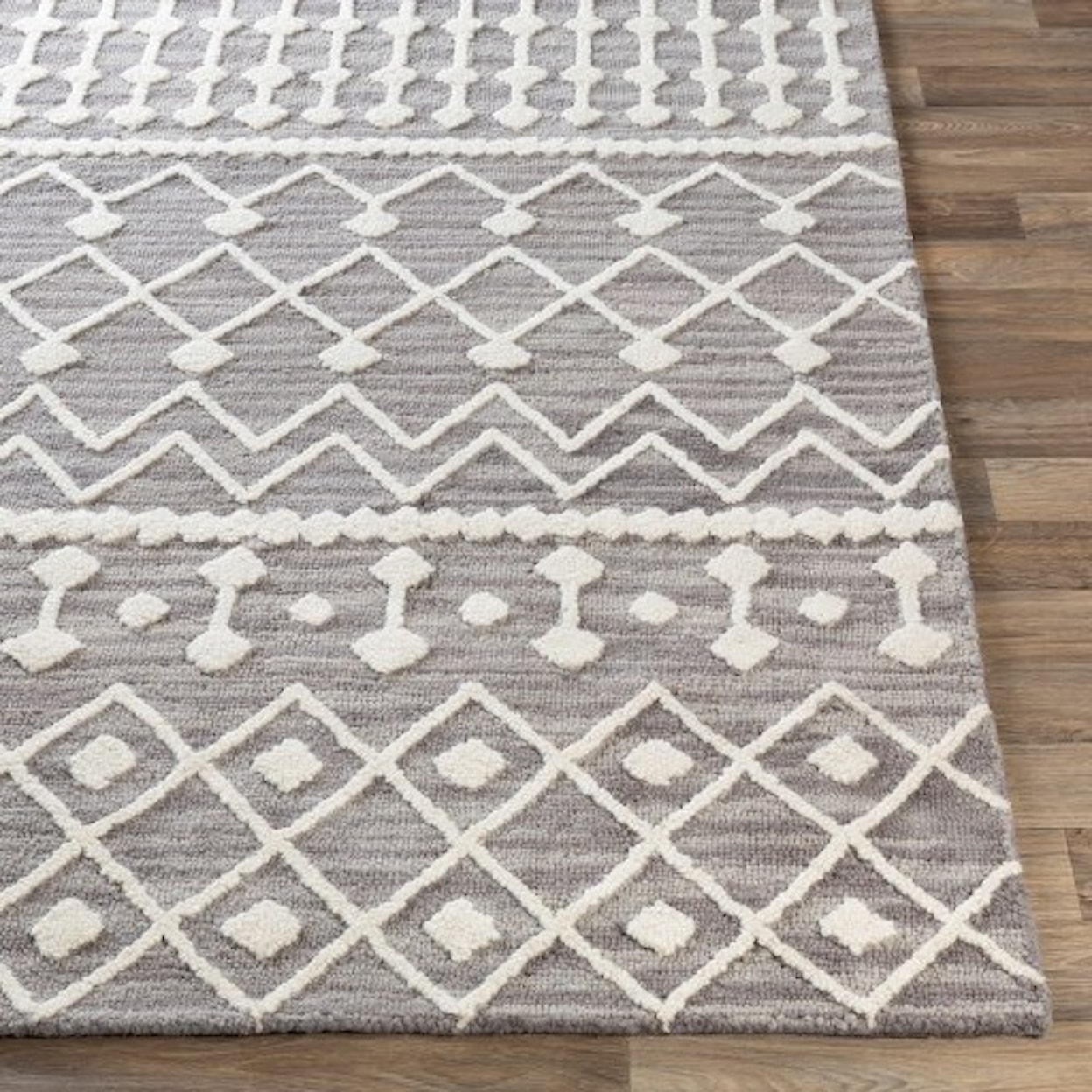 Surya Izmir 2' x 3' Rug