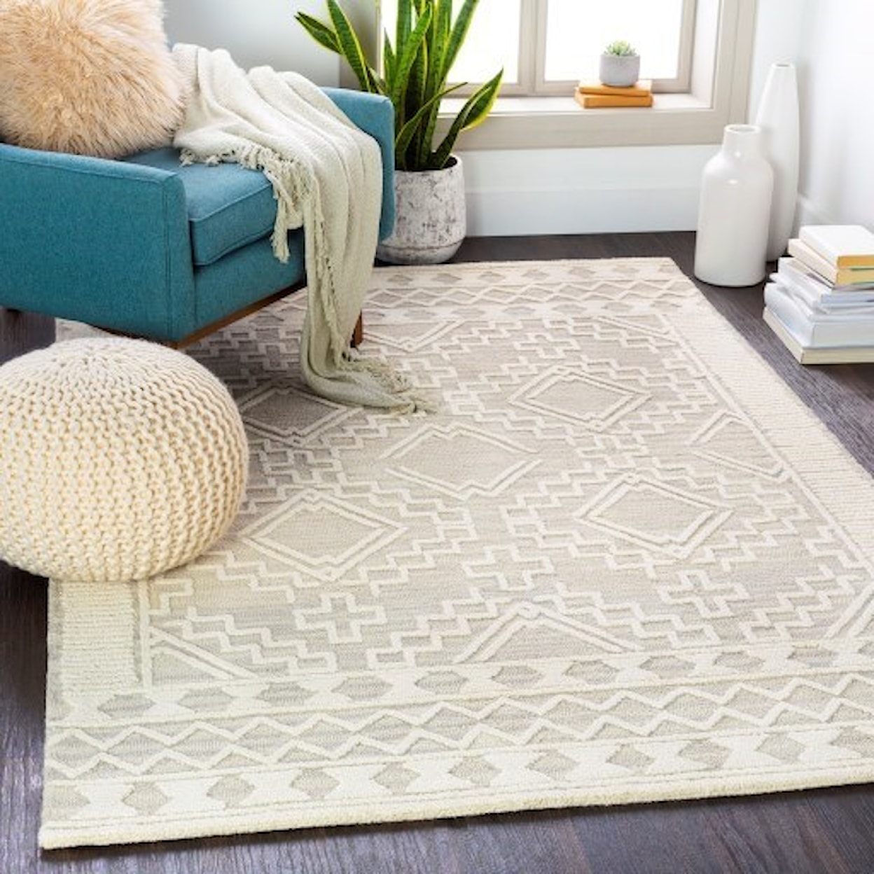 Surya Izmir 8'10" x 12' Rug