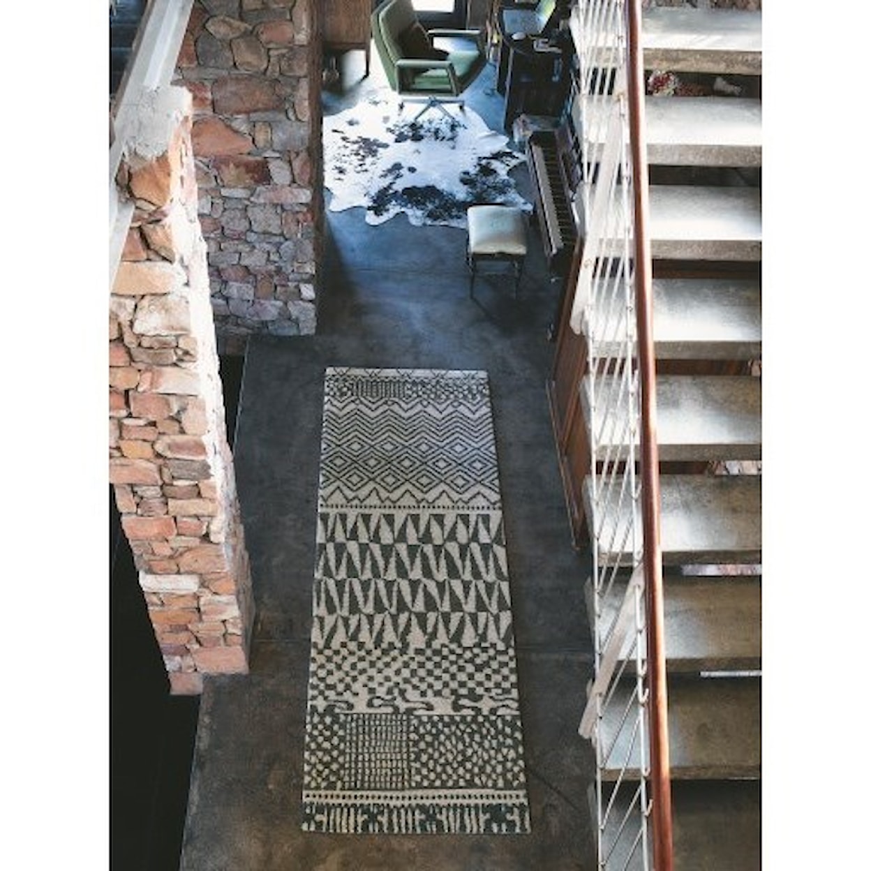 Surya Kyah 4'7" x 6'7" Rug