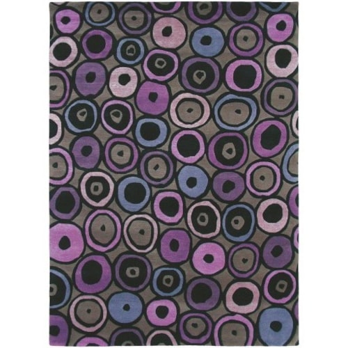 6'7" x 9'10" Rug