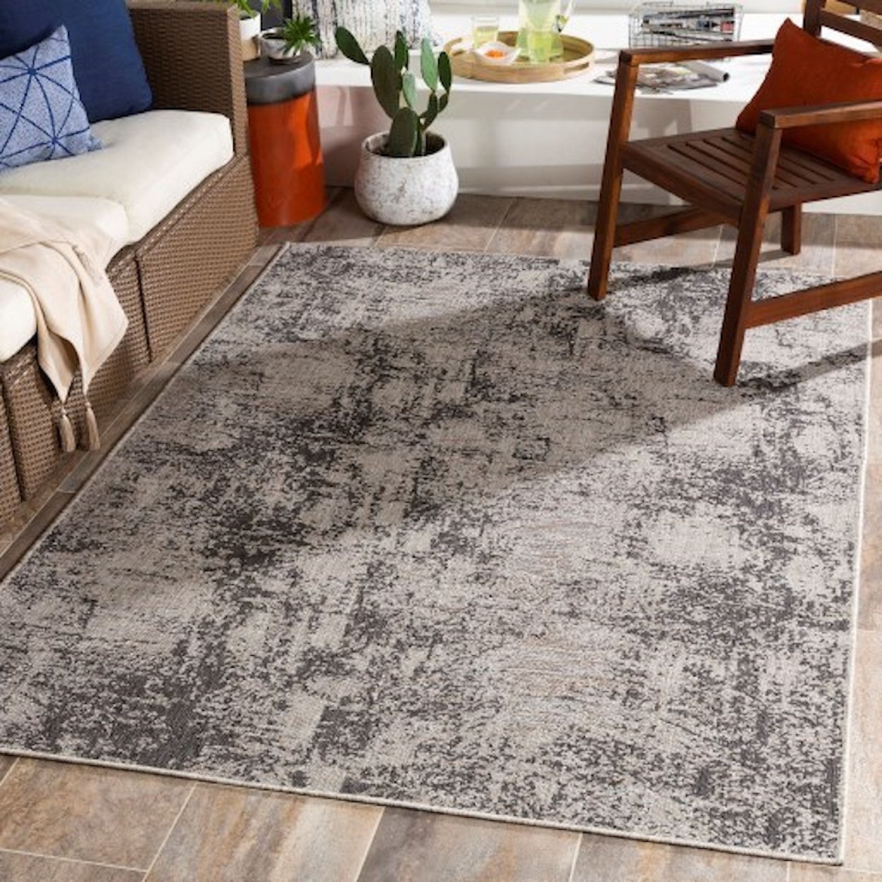 Surya Laguna 5'3" x 7'3" Rug