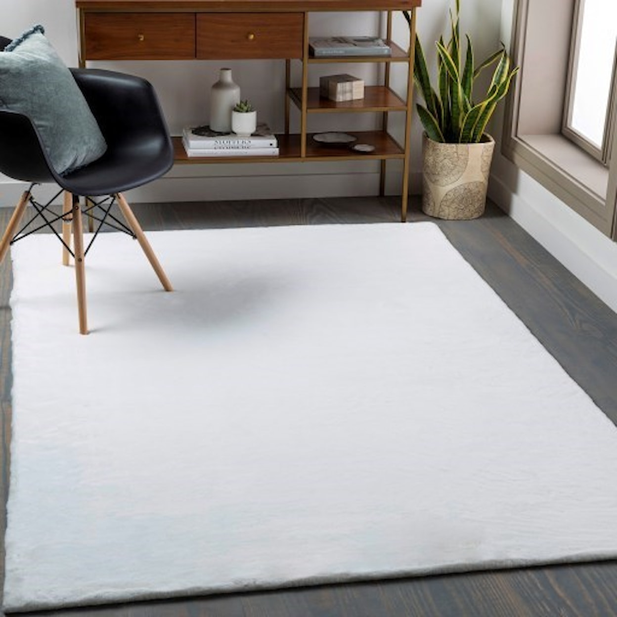 Surya Lapine 2' x 3' Rug