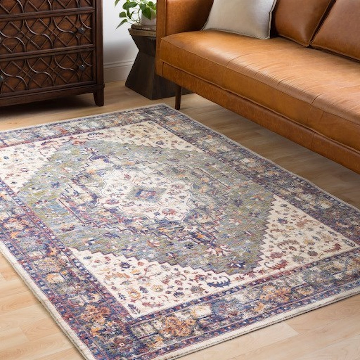 Surya Mahal 2' x 3' Rug