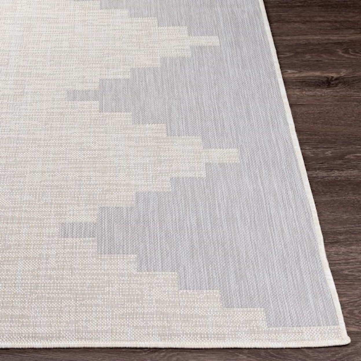 Surya Malibu 6'7" x 9' Rug