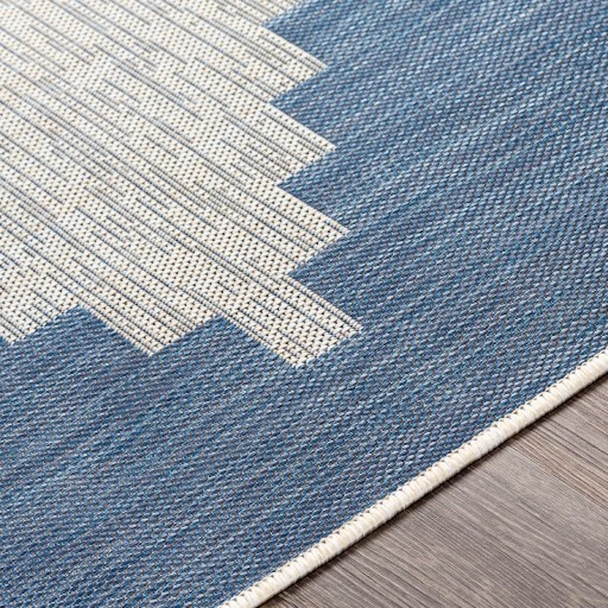 Surya Malibu 5'3" x 7' Rug