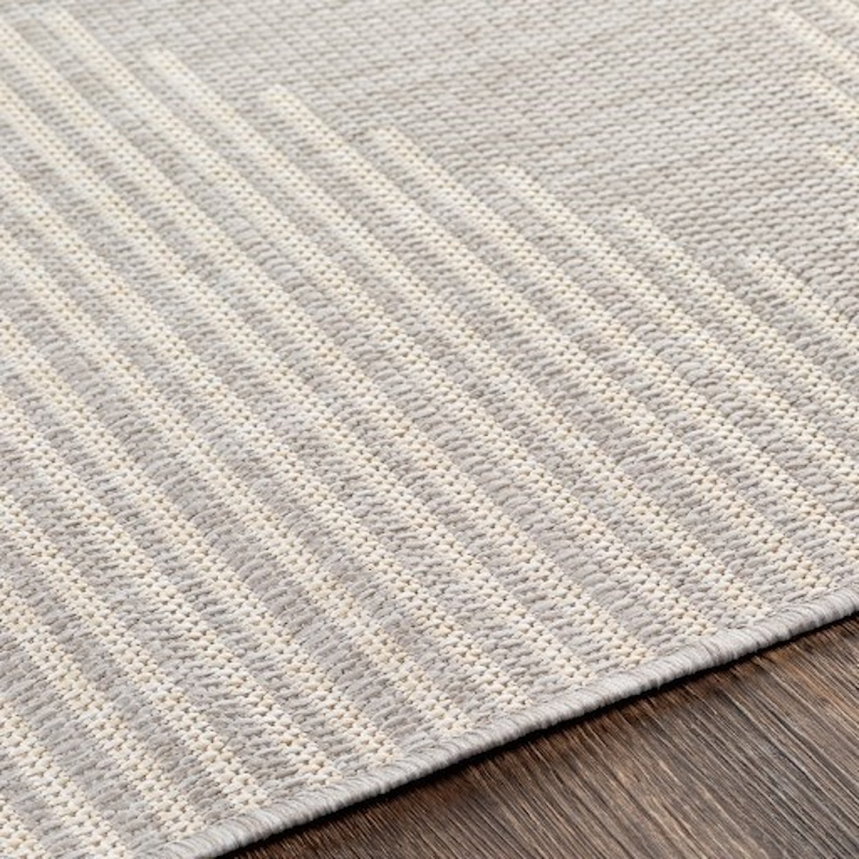 Surya Malibu 5'3" x 7' Rug