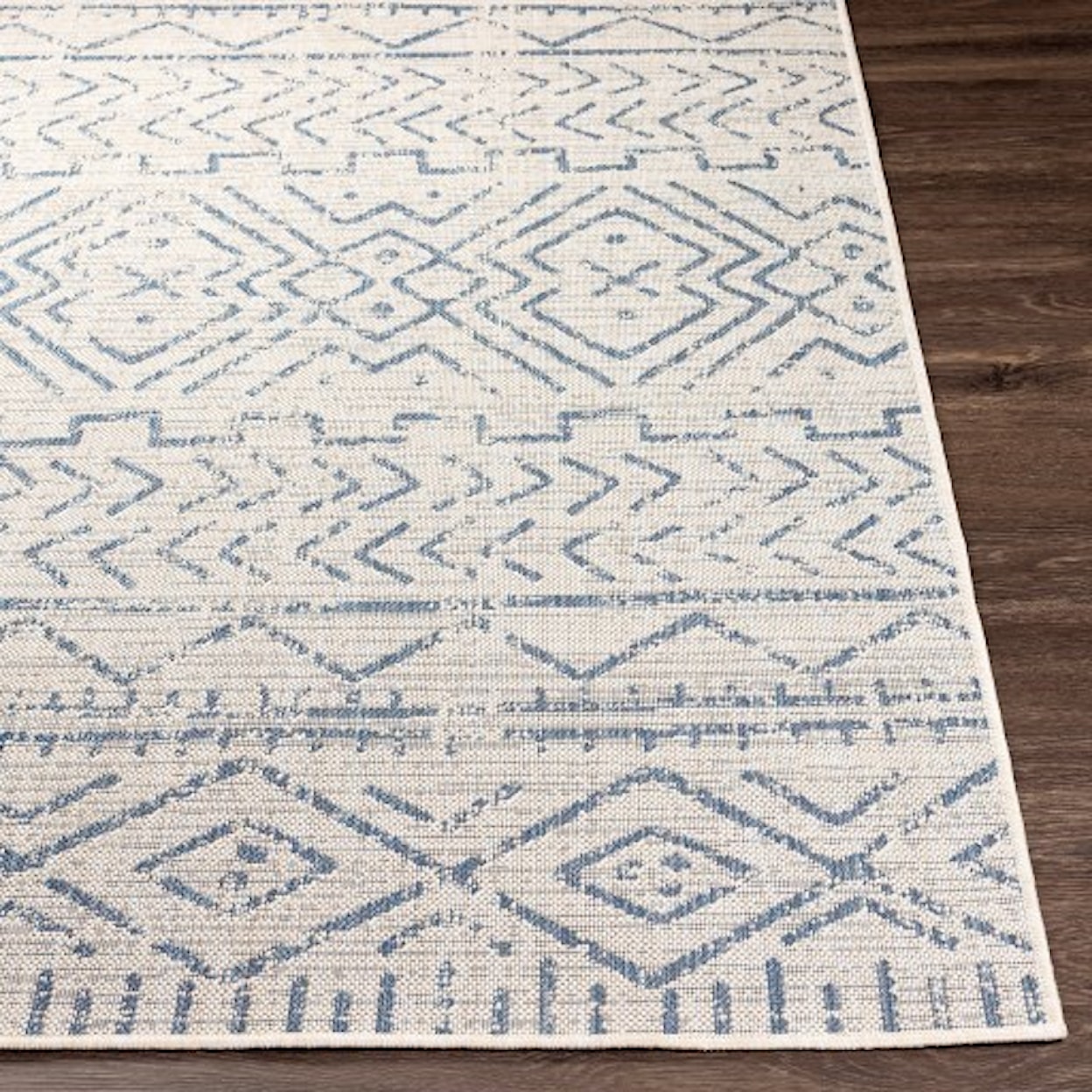 Surya Malibu 5'3" x 7' Rug