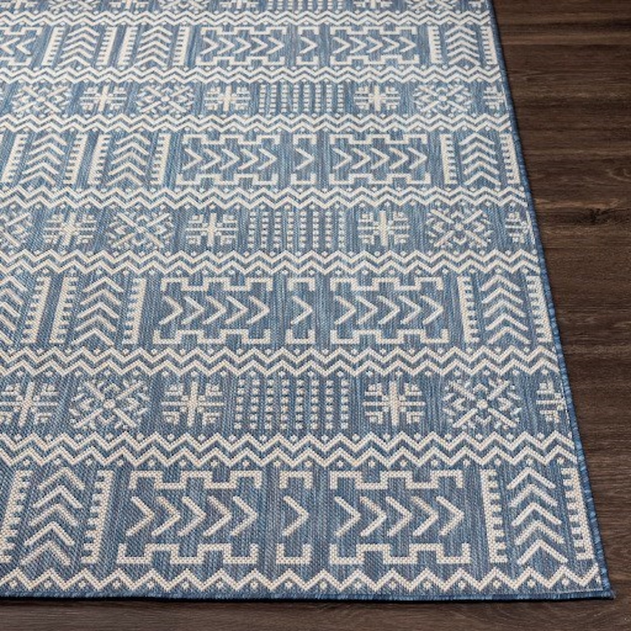 Surya Malibu 5'3" x 7' Rug