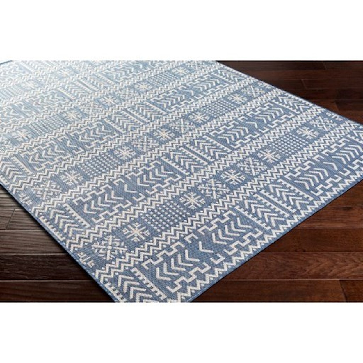 Surya Malibu 5'3" x 7' Rug