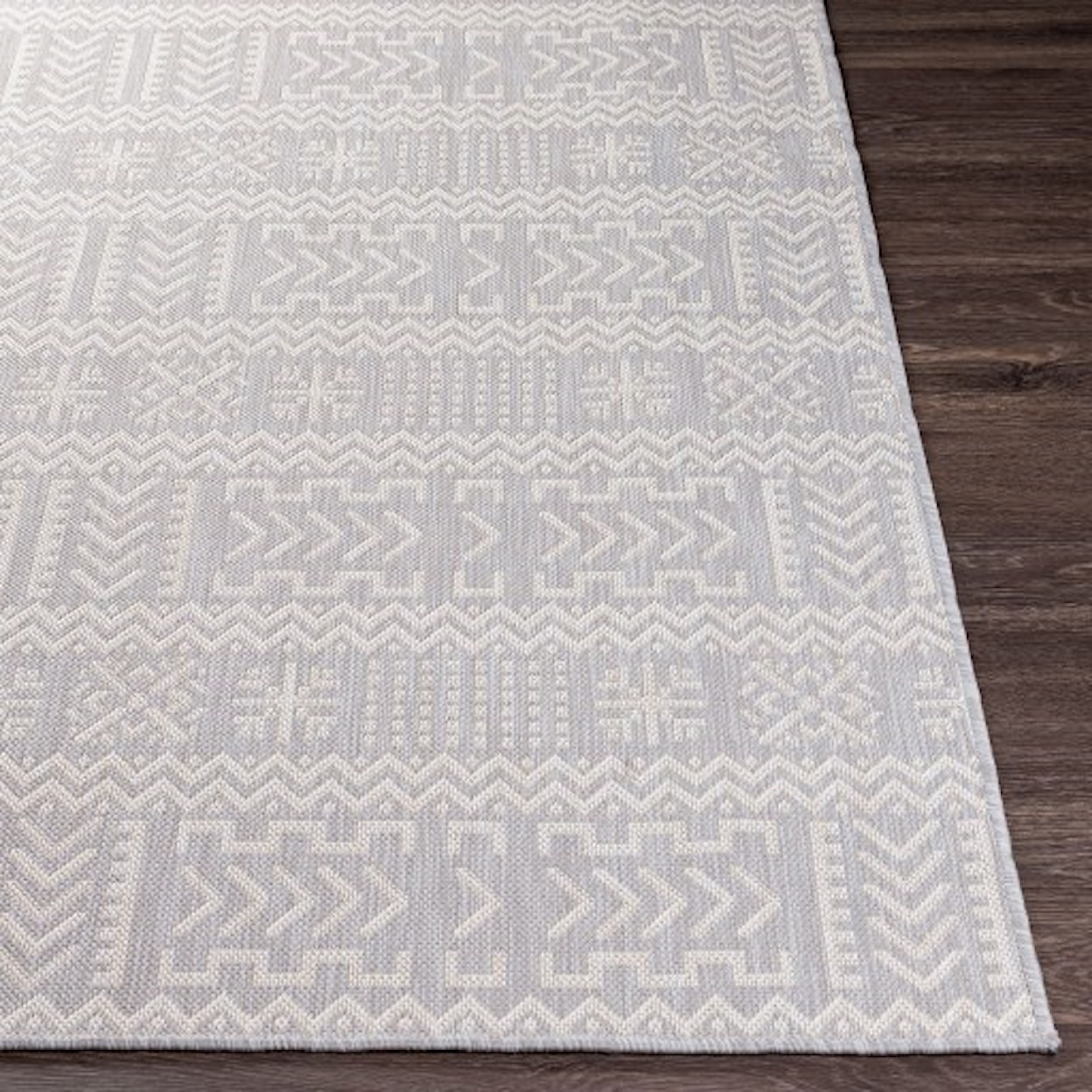 Surya Malibu 5'3" x 7' Rug