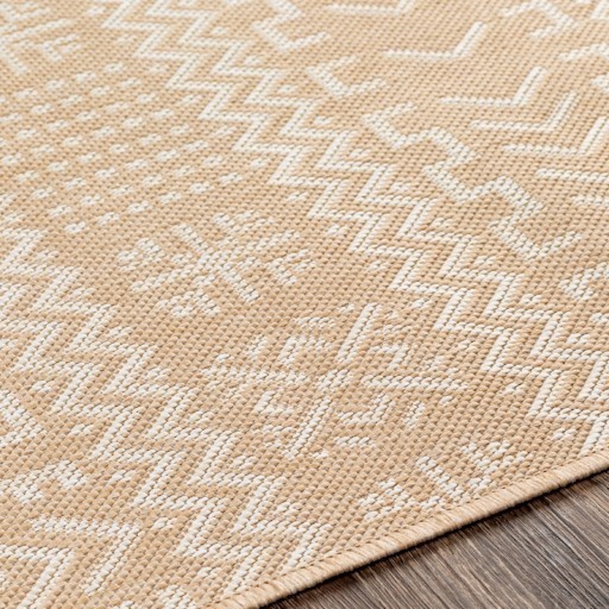 Surya Malibu 5'3" x 7' Rug