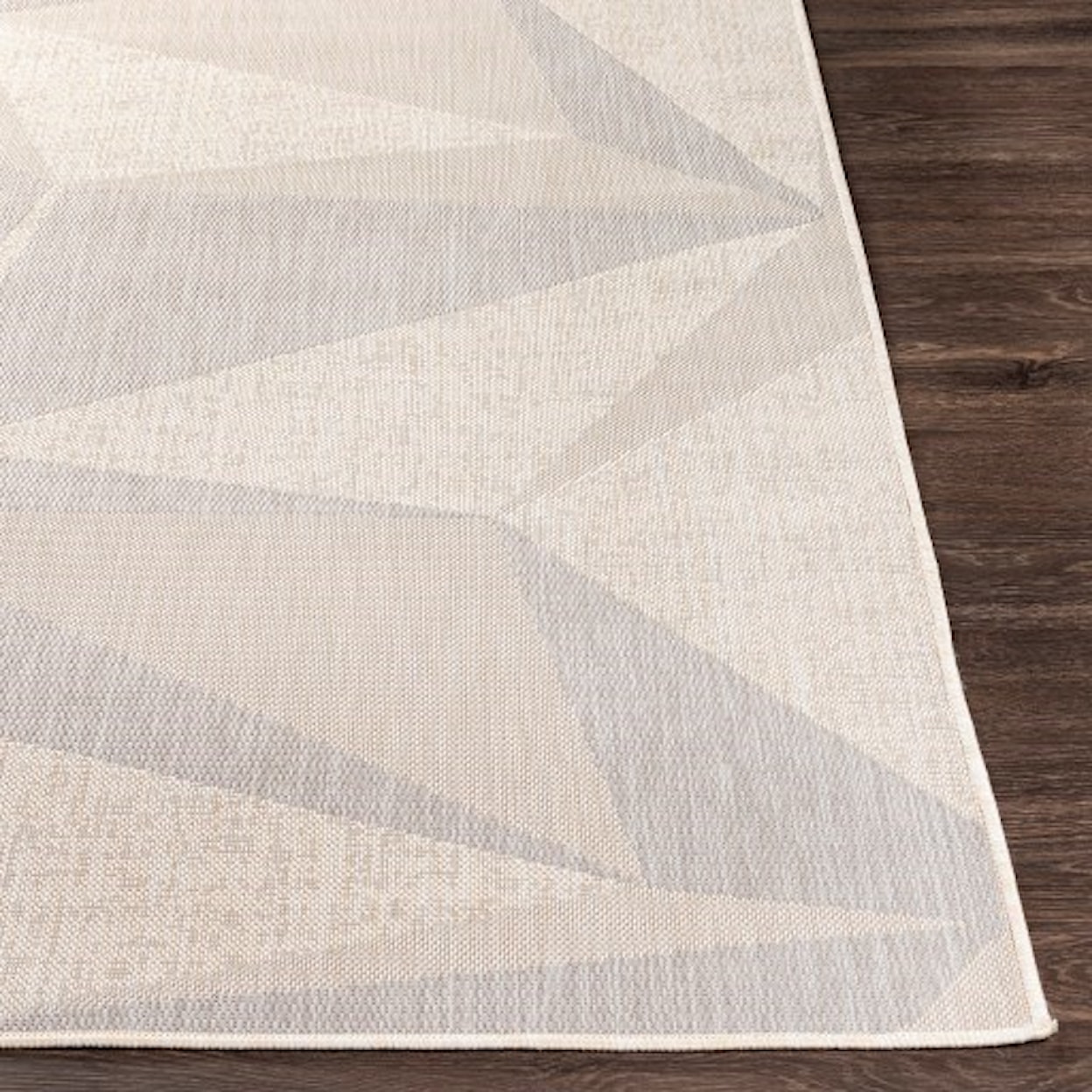 Surya Malibu 5'3" x 7' Rug