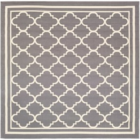 7'10" Square Rug