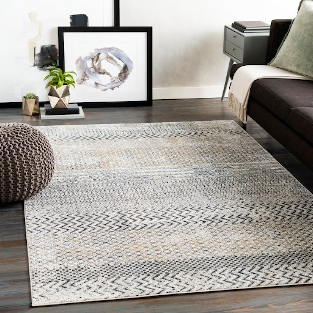 Surya Milano 2'7" x 5' Rug