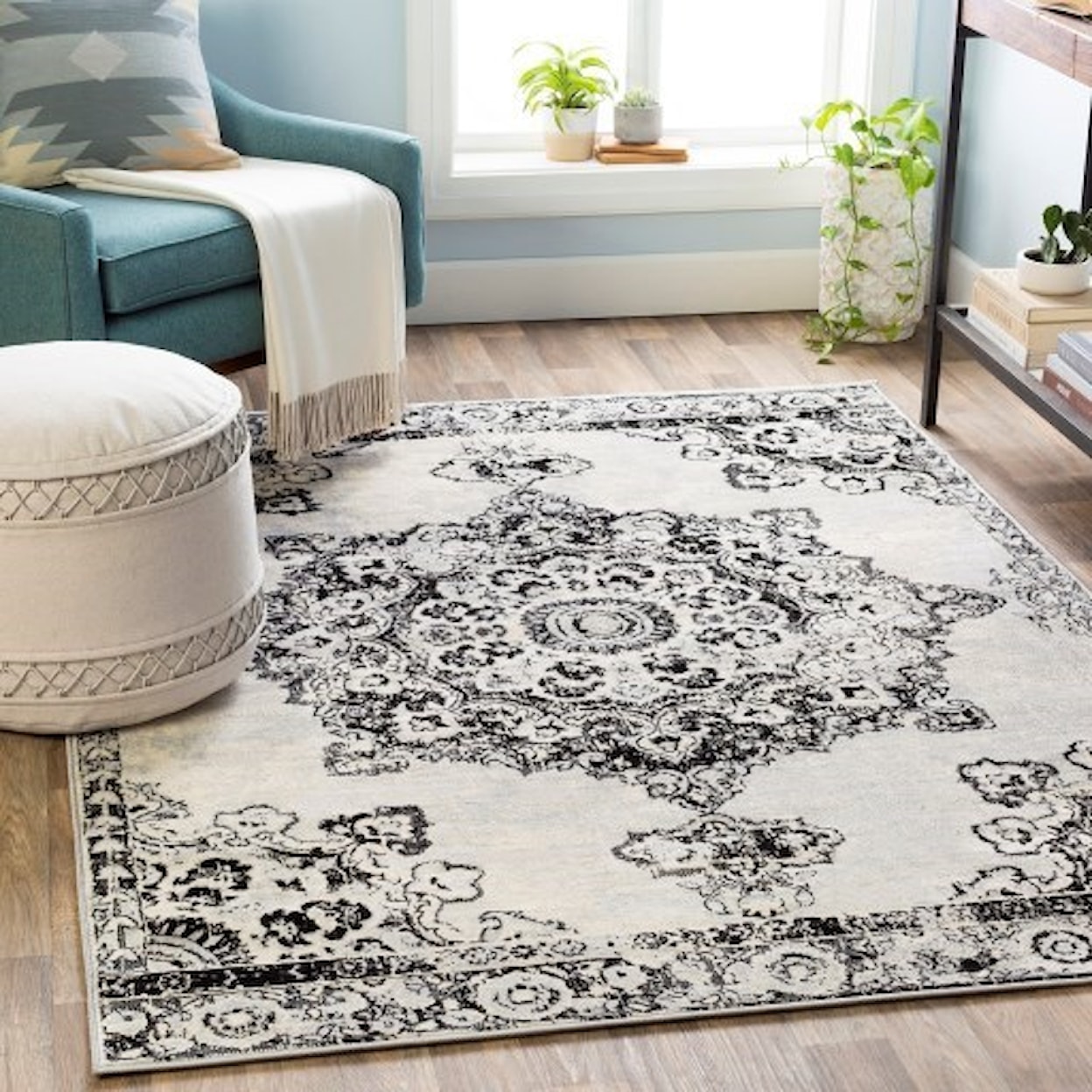 Surya Monaco 2' x 3' Rug