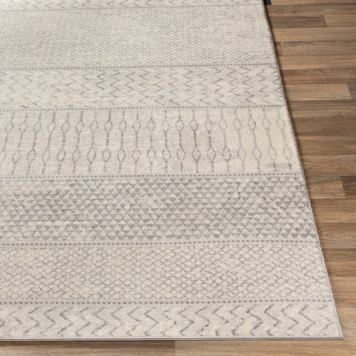 Surya Monaco 2' x 3' Rug