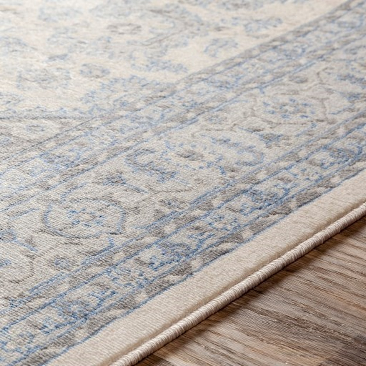 Surya Monaco 4'3" x 5'11" Rug