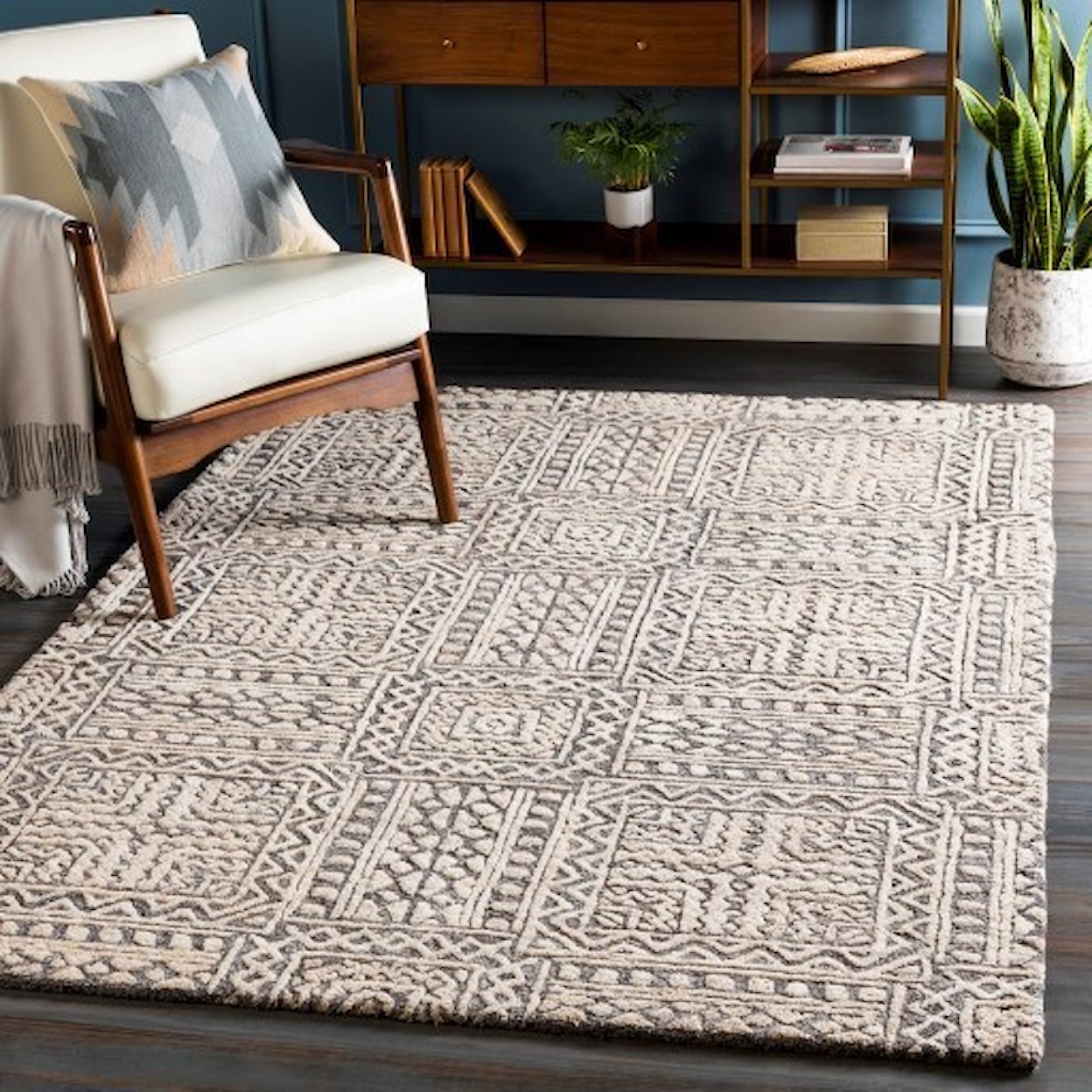 Surya Montclair 8' x 10' Rug