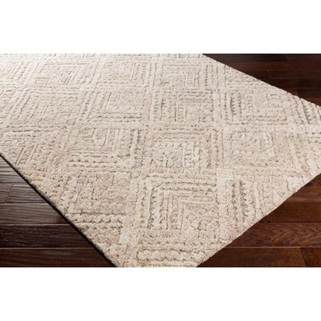 Surya Montclair 4' x 6' Rug