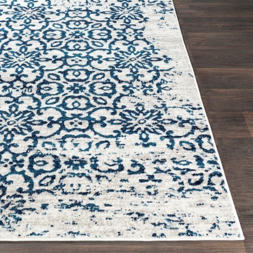 5'3" Square Rug