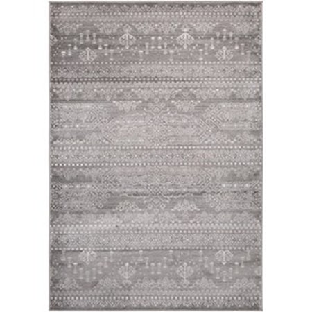 5'3" x 7'3" Rug