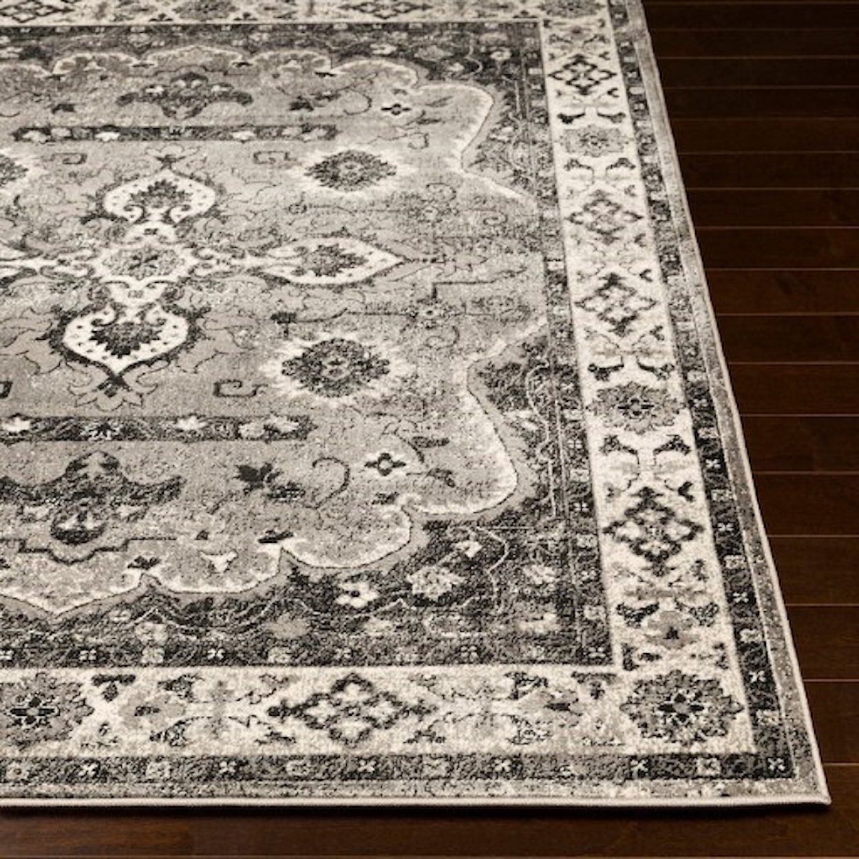 Surya Mumbai 7'10" x 10'2" Rug