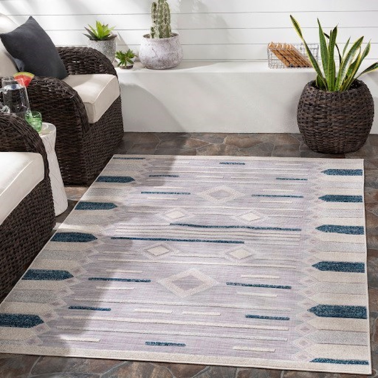 Surya Murcia 7'10" x 10' Rug